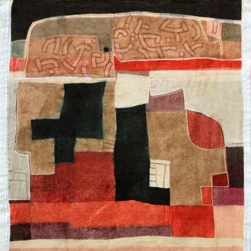 Serie Warmi Pallay, Envolturas. Obra textil. 110x120cm. Teñido, bordado sobre gasa y lienzo de algodón